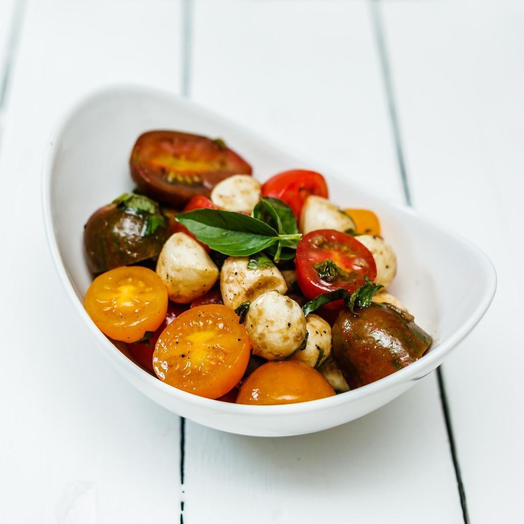 Tomato and Fresh Mozzarella Salad
