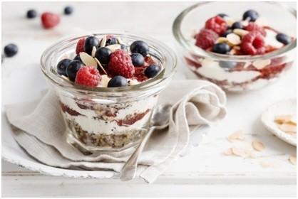 Quinoa and Berry Breakfast Surprise