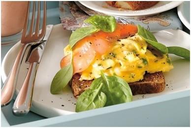 Scrambled Eggs with Smoked Salmon