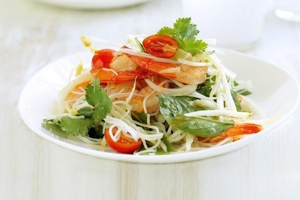 Green Papaya Salad with Prawns